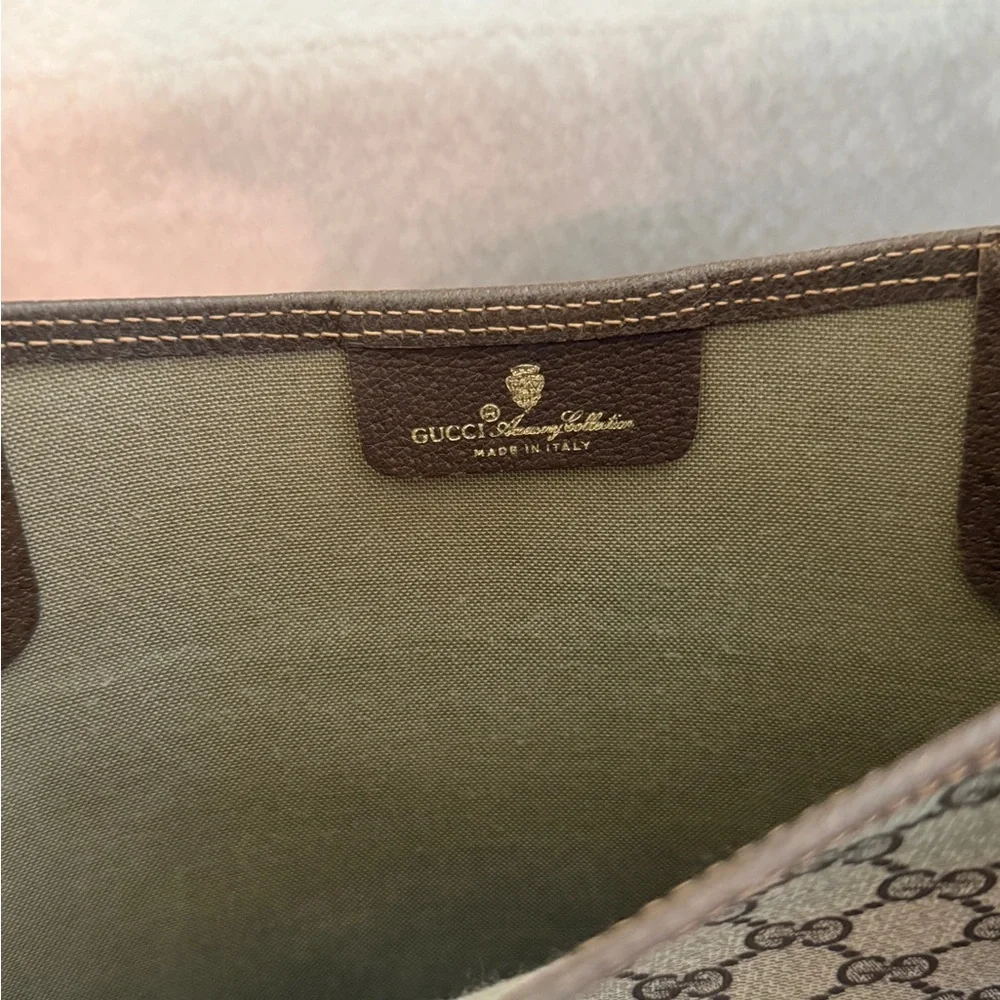 Gucci Vintage GG Supreme Monogram Tote with Green & Red Web Handle - Picture 11 of 13